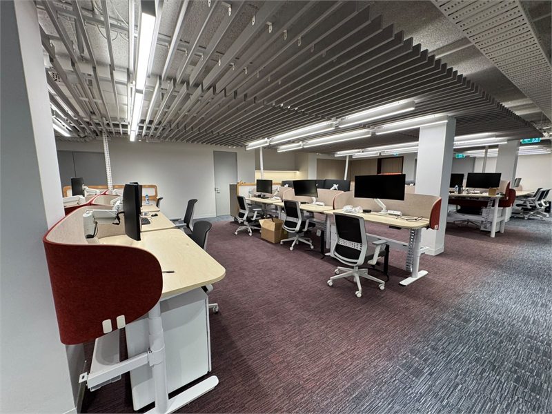 Office workstations and task seating