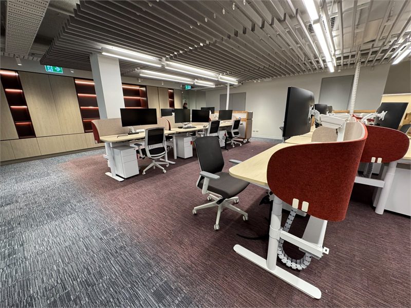 Office workstations and task seating