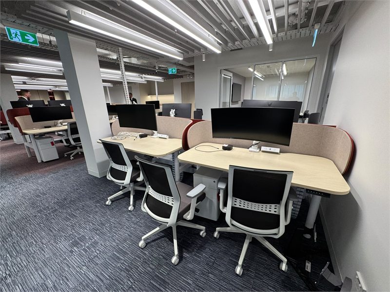 Office workstations and task seating